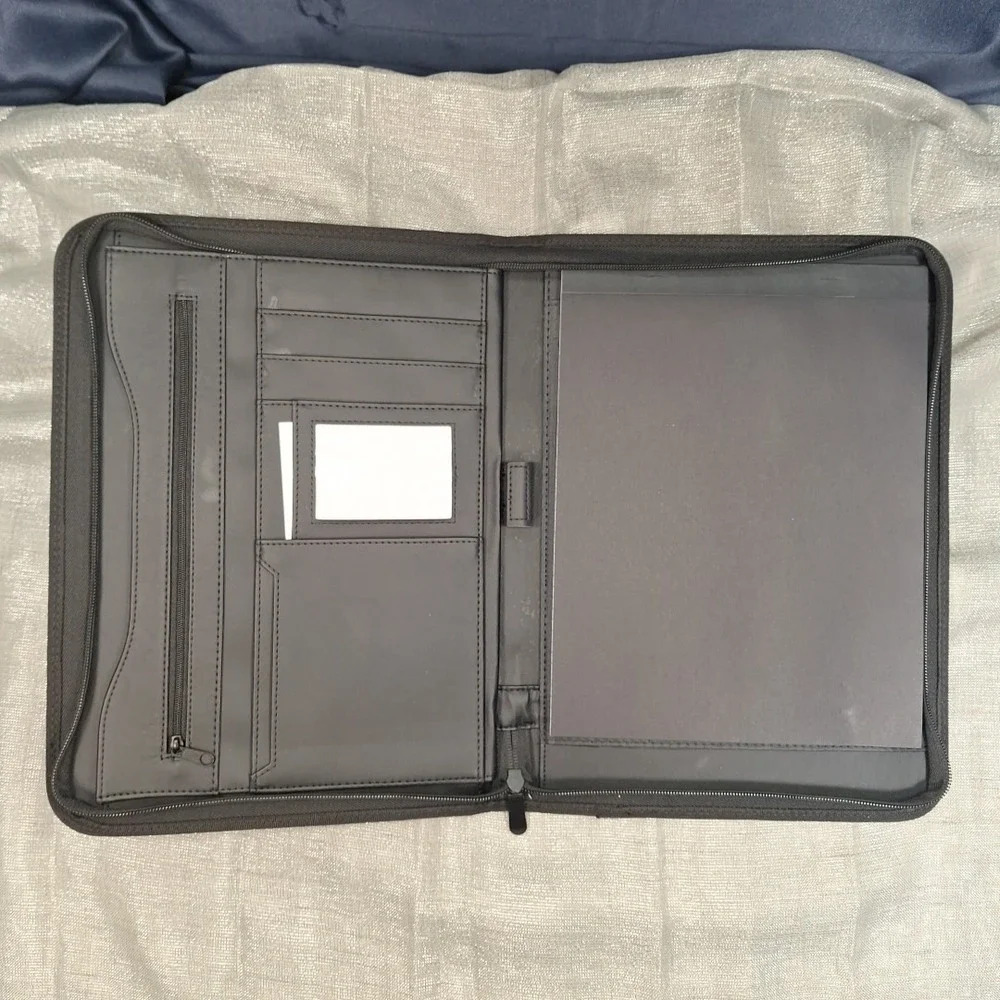 University of Cincinnati Black Portfolio Zip 10 x 13.5